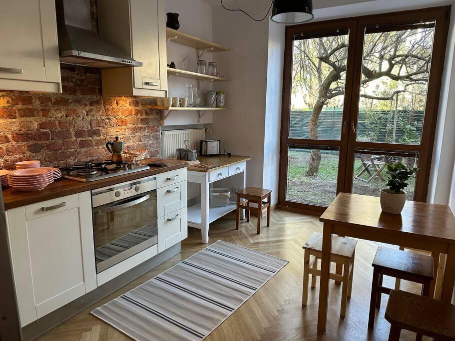 Ferienwohnung Stary Mokotow, Z Ogrodkiem Warschau Exterior foto