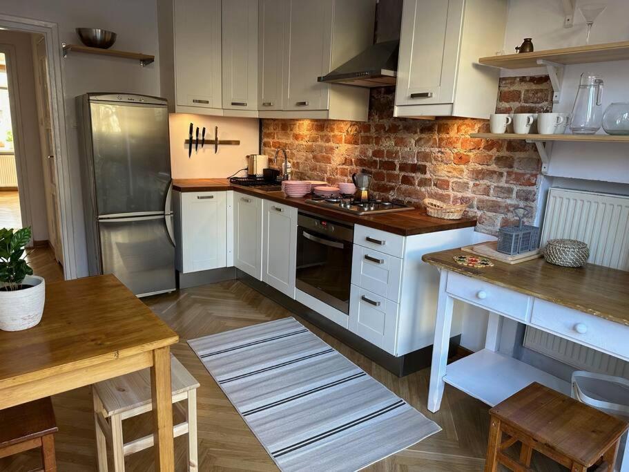 Ferienwohnung Stary Mokotow, Z Ogrodkiem Warschau Exterior foto