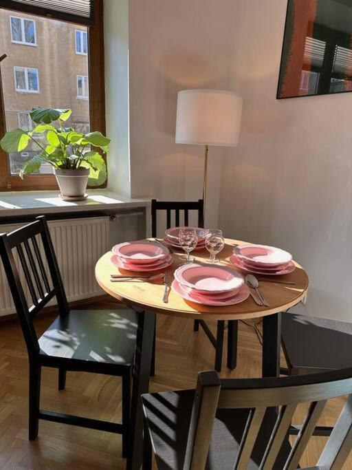 Ferienwohnung Stary Mokotow, Z Ogrodkiem Warschau Exterior foto