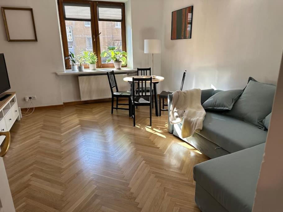Ferienwohnung Stary Mokotow, Z Ogrodkiem Warschau Exterior foto